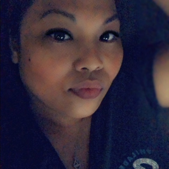 Meet your Posher, Sophia - Picture 1 of 1